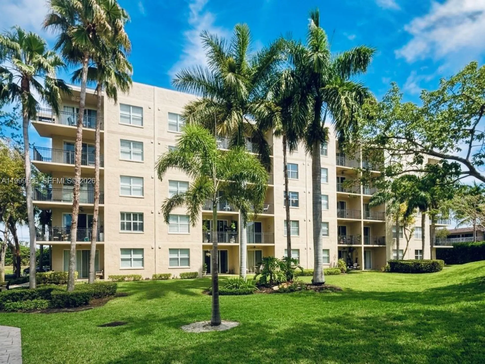 26 Royal Palm Way Boca Raton FL 33432