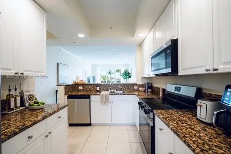 26 Royal Palm Way Boca Raton FL 33432