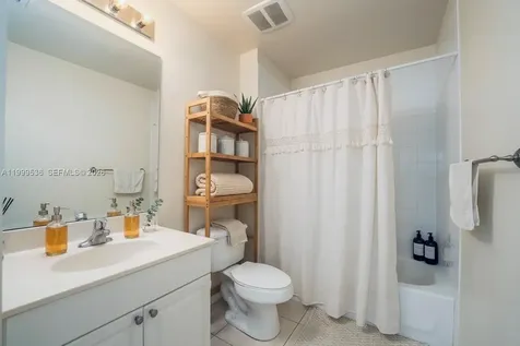 26 Royal Palm Way Boca Raton FL 33432
