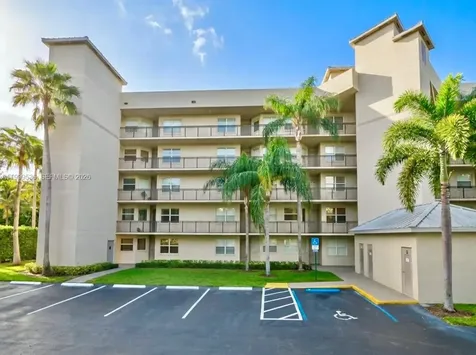 26 Royal Palm Way Boca Raton FL 33432