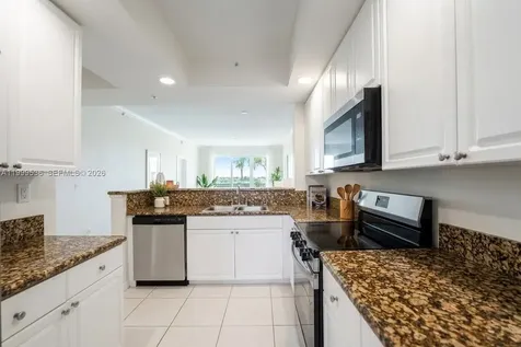 26 Royal Palm Way Boca Raton FL 33432