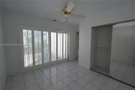 9711 NW 4th Lane Miami FL 33172