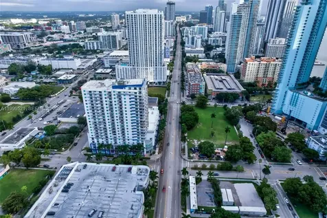 275 NE 18th Street Miami FL 33132