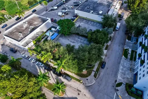 275 NE 18th Street Miami FL 33132