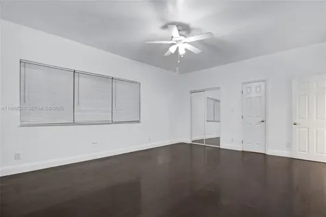 1925 NW 49th Street Miami FL 33142