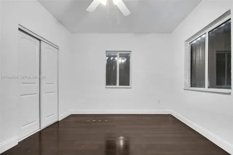 1925 NW 49th Street Miami FL 33142