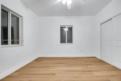 1925 NW 49th Street Miami FL 33142