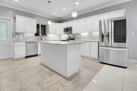 1925 NW 49th Street Miami FL 33142