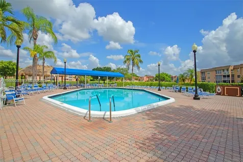 8901 Sunrise Lakes Boulevard Sunrise FL 33322