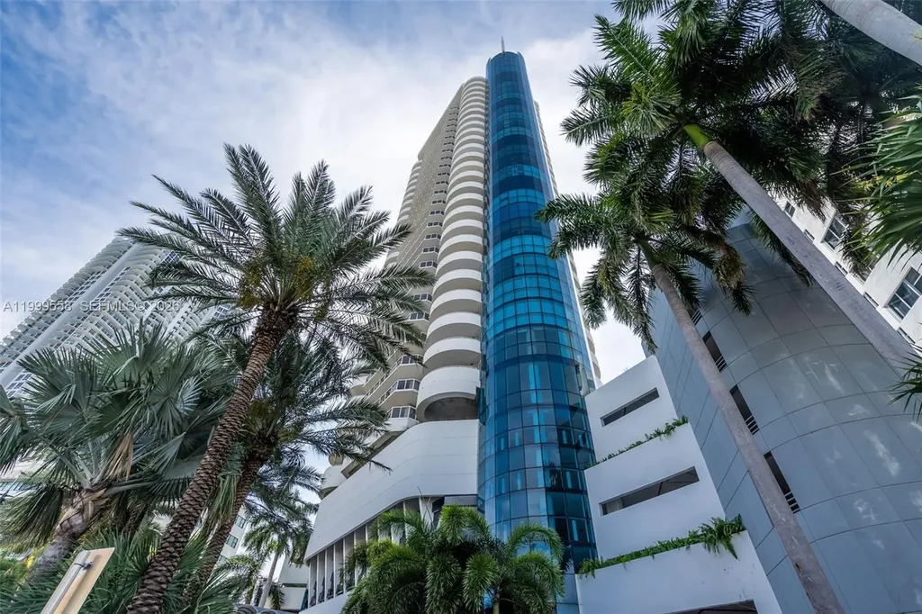 Miami Beach FL 33141