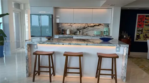 6301 Collins Avenue Miami Beach FL 33141