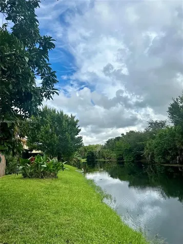 4056 Sierra Terrace Sunrise FL 33351