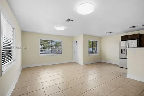7604 SW SW 10th Court North Lauderdale FL 33068