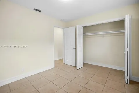 7604 SW SW 10th Court North Lauderdale FL 33068