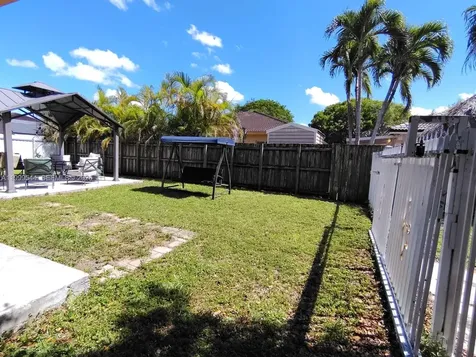 7736 NW 197 Lane Hialeah FL 33015