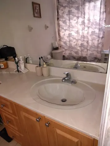 7736 NW 197 Lane Hialeah FL 33015