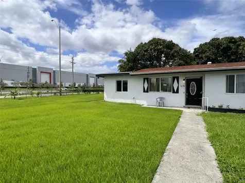 515 Golf Course Boulevard Opa-Locka FL 33054