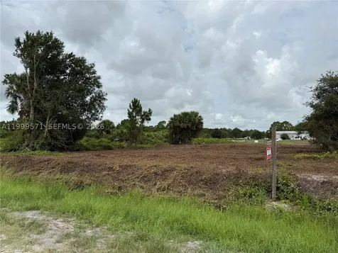760 N Nogal Street Clewiston FL 33440