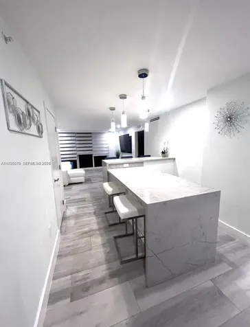6917 Collins Avenue Miami Beach FL 33141