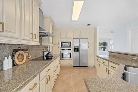 13790 SW 174th Street Miami FL 33177
