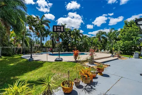 13790 SW 174th Street Miami FL 33177