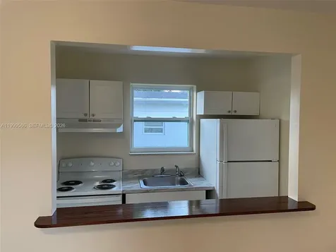 1850 N 27th Avenue Hollywood FL 33020
