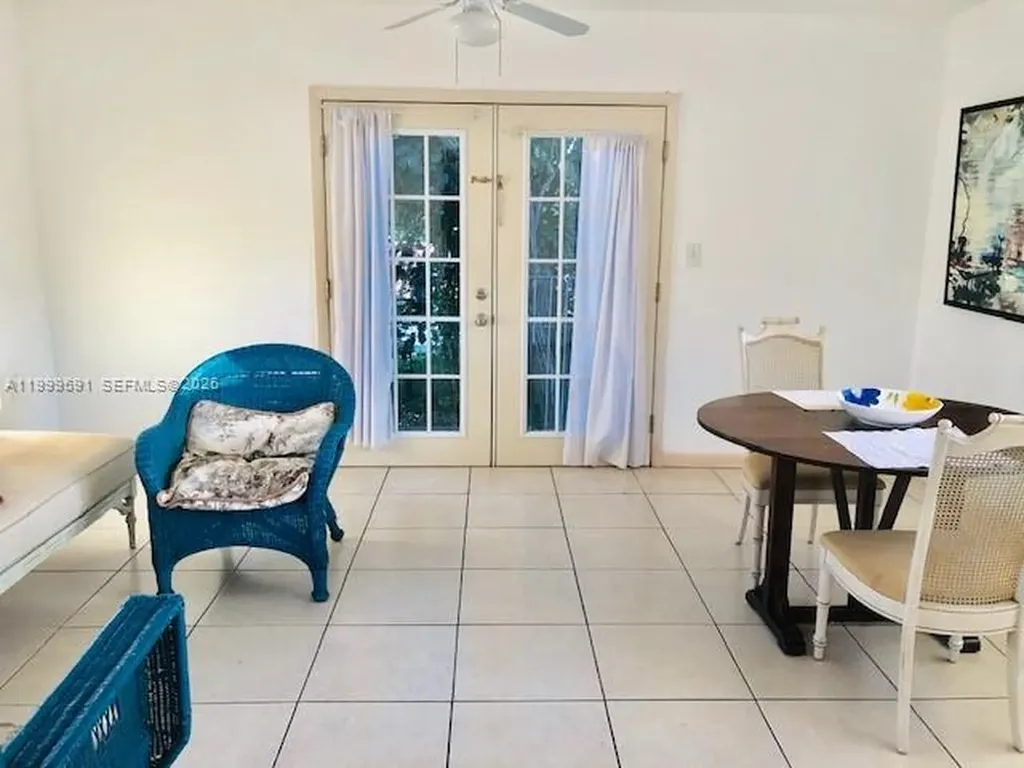 4230 SW 11th Street Miami FL 33134