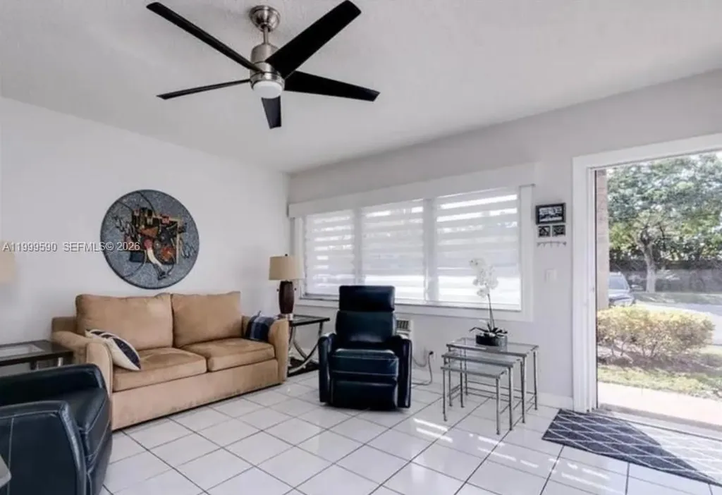 1012 SW 11th Street Hallandale Beach FL 33009