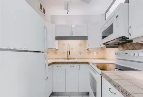 1012 SW 11th Street Hallandale Beach FL 33009