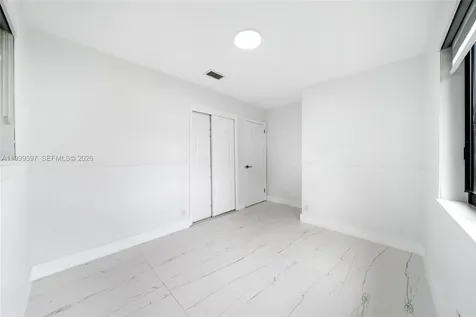 2401 SW 45th Avenue Fort Lauderdale FL 33317