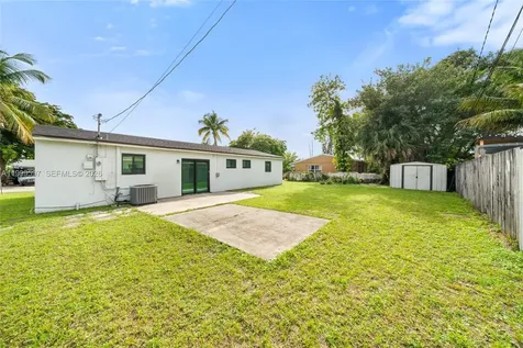 2401 SW 45th Avenue Fort Lauderdale FL 33317