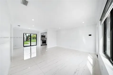 2401 SW 45th Avenue Fort Lauderdale FL 33317