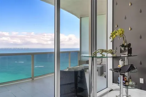 16001 Collins Avenue Sunny Isles Beach FL 33160