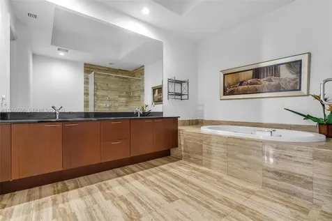 16001 Collins Avenue Sunny Isles Beach FL 33160