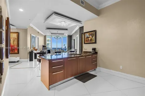 16001 Collins Avenue Sunny Isles Beach FL 33160