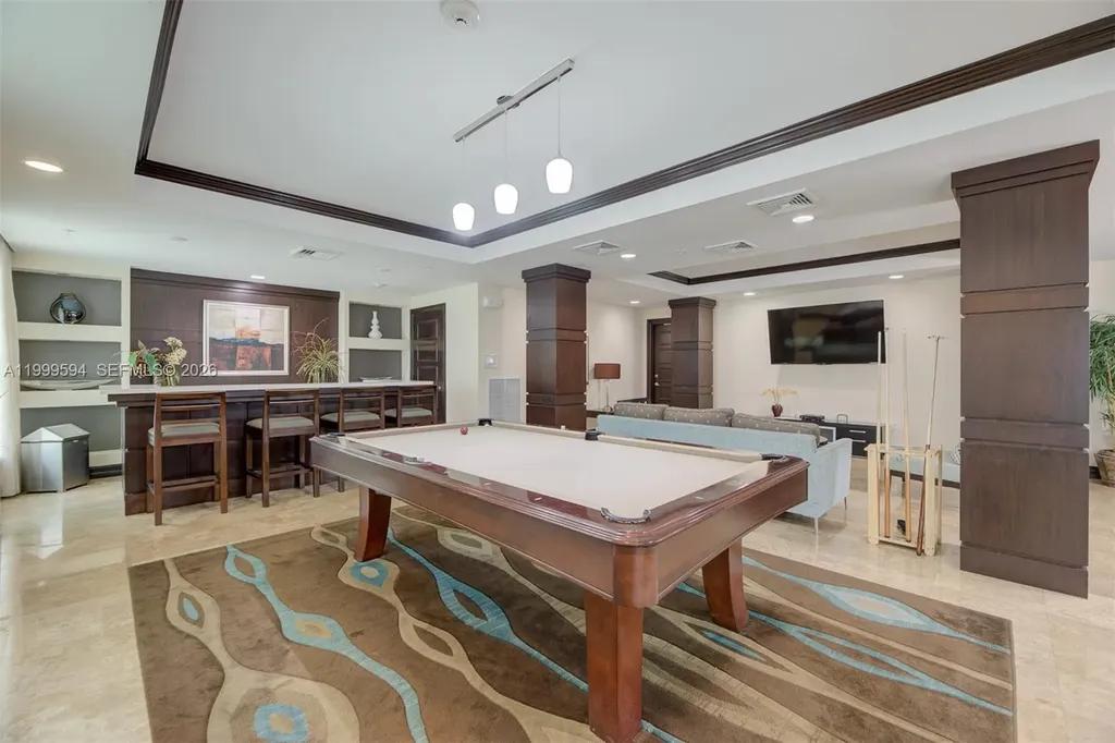 2401 NE 65th Street Fort Lauderdale FL 33308