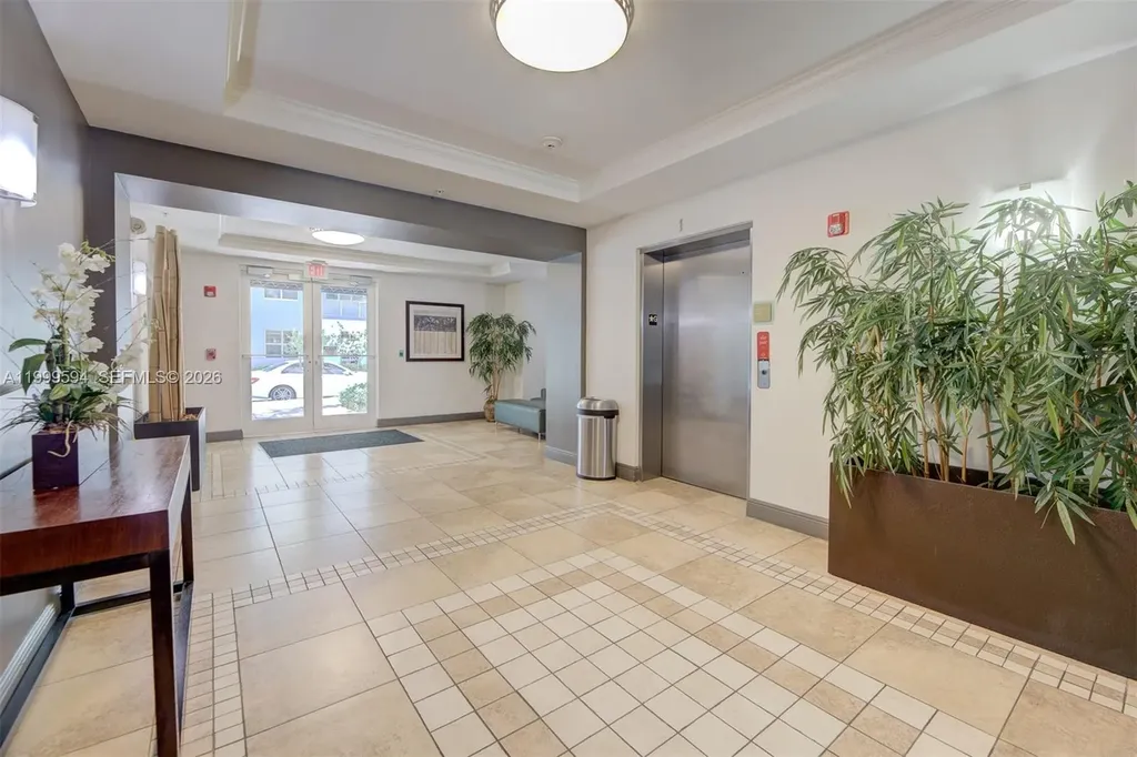 2401 NE 65th Street Fort Lauderdale FL 33308