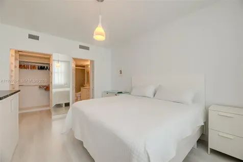2401 NE 65th Street Fort Lauderdale FL 33308