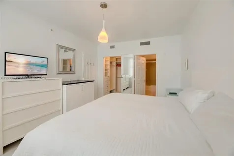 2401 NE 65th Street Fort Lauderdale FL 33308