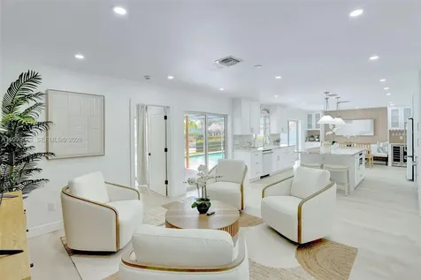 1050 SE 5th Court Pompano Beach FL 33060