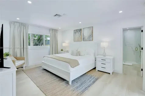 1050 SE 5th Court Pompano Beach FL 33060