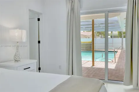 1050 SE 5th Court Pompano Beach FL 33060
