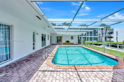 1050 SE 5th Court Pompano Beach FL 33060