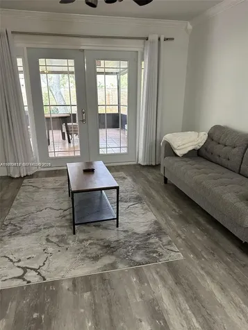 5201 SW 31st Avenue Dania Beach FL 33312