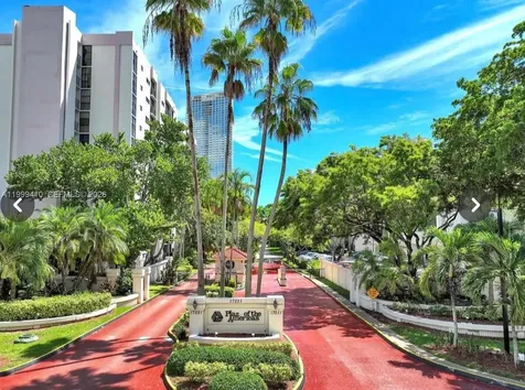 16909 N Bay Road Sunny Isles Beach FL 33160