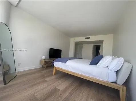 900 Bay Drive Miami Beach FL 33141