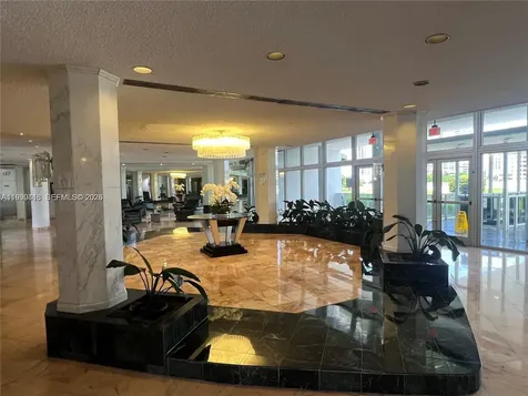 900 Bay Drive Miami Beach FL 33141