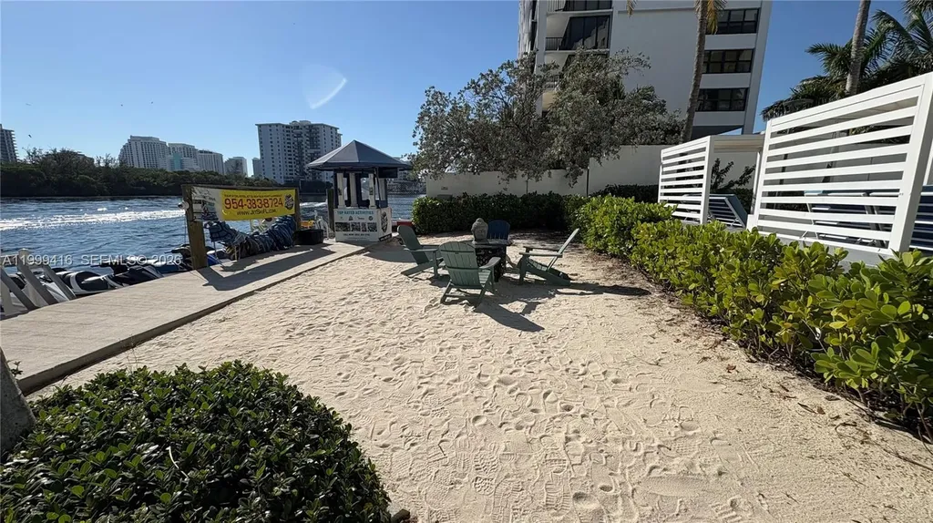 2670 E Sunrise Boulevard Fort Lauderdale FL 33304
