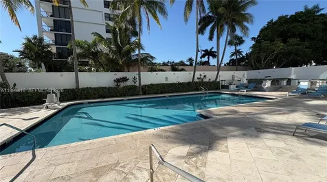 2670 E Sunrise Boulevard Fort Lauderdale FL 33304
