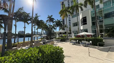 2670 E Sunrise Boulevard Fort Lauderdale FL 33304